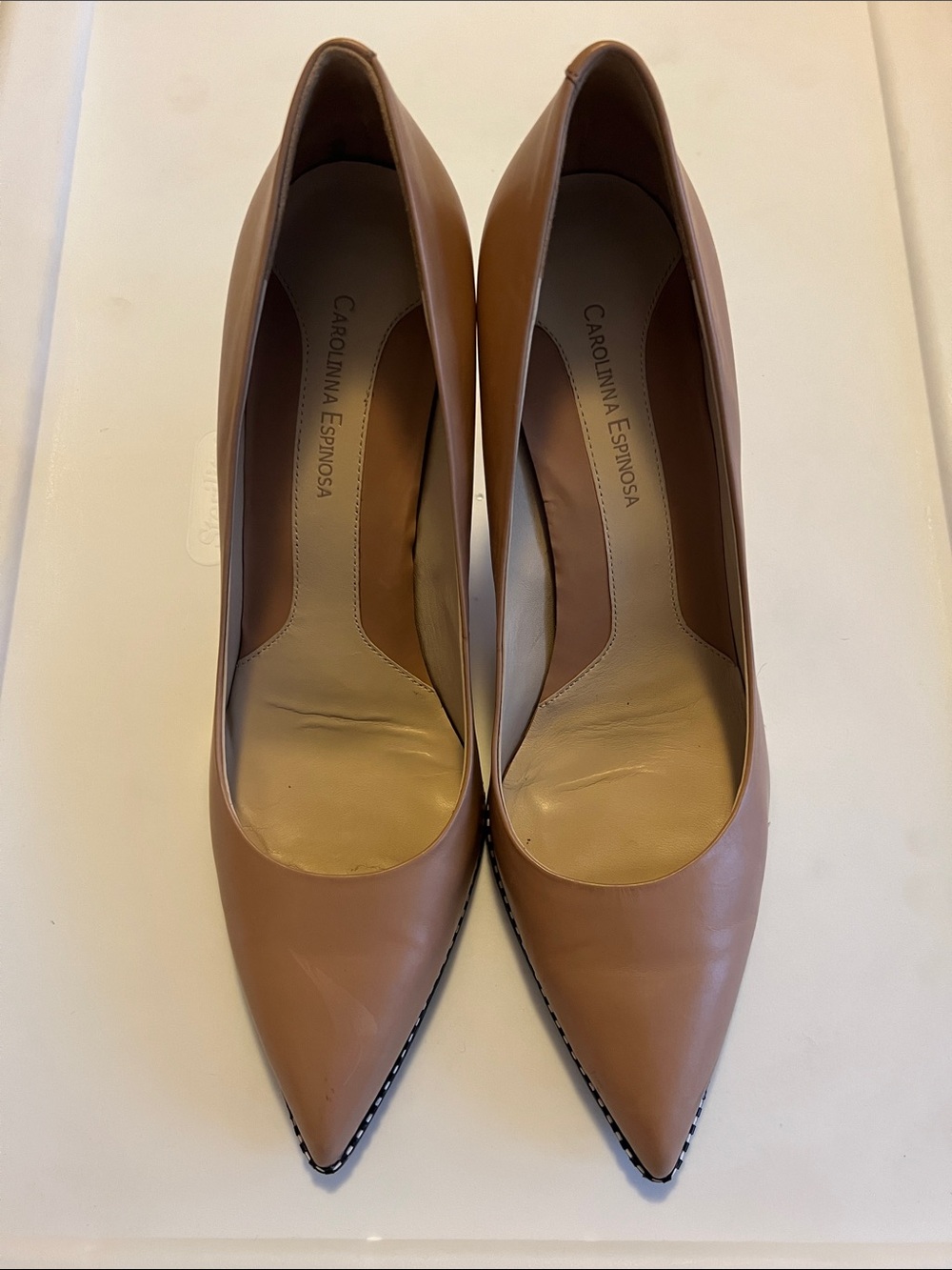 Women's Pointed Leather Pumps in Taupe